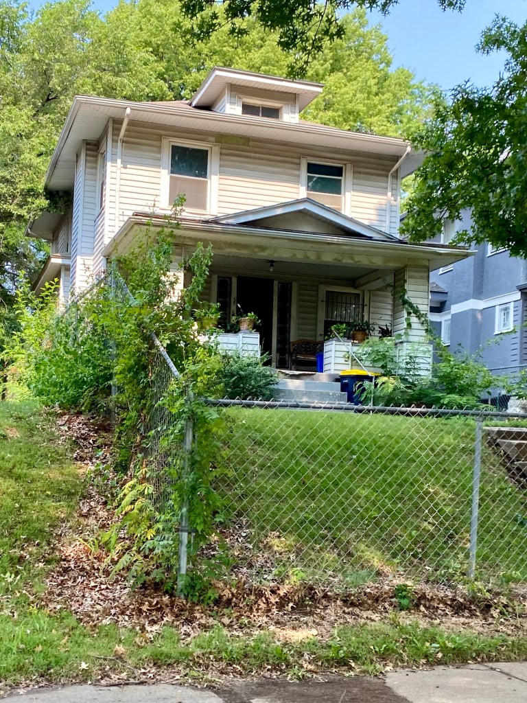 Photo of the house at 3516 Agnes Avenue, Kansas City. Hemingway and his friend Carl Edgar lived in a room here from December 1917 to April 1918